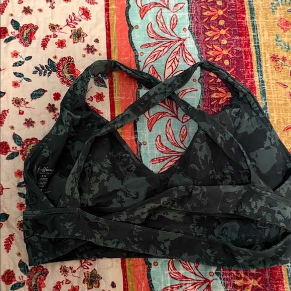 BuffBunny Dark Floral Sports Bra - Picture 2 of 3